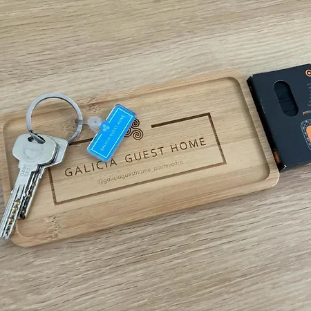 Galiciaguesthome-rosalia De Castro-silgar 아파트 *