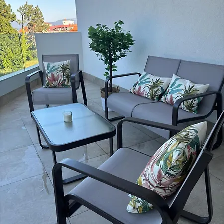 아파트 Galiciaguesthome-rosalia De Castro-silgar