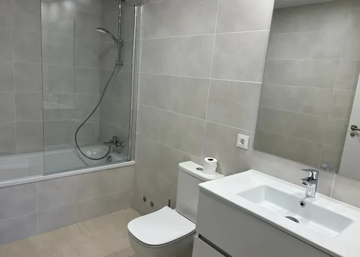 Galiciaguesthome-rosalia De Castro-silgar شقة